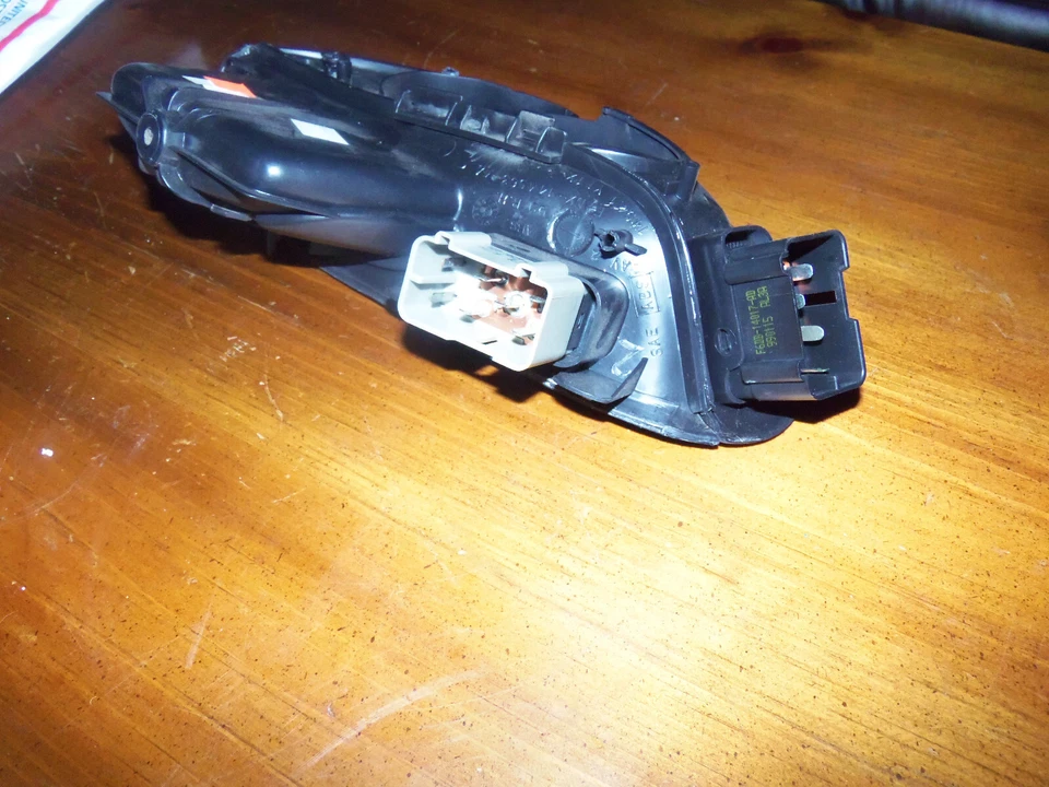 Ford Taurus 1999 paso delantero puerta lateral derecha interruptor ventana fabricante de equipos originales,  Foto 2 de 2