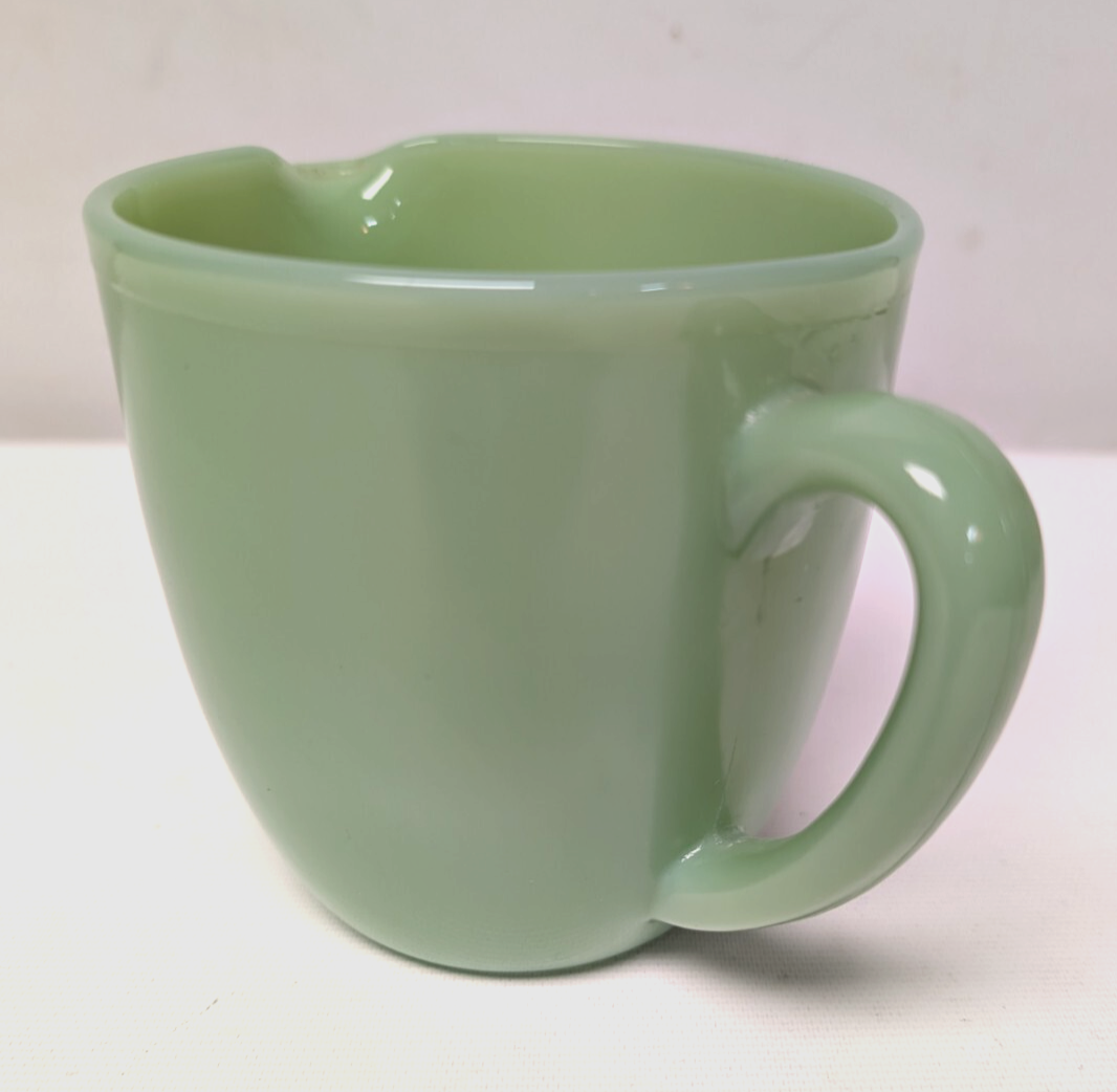 Vintage Fire King Oven Ware Jadeite Green Glass Pitcher 20