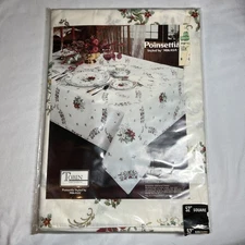 Vintage Tobin Poinsettia Mikasa Tablecloth 52”X52” Square NOS