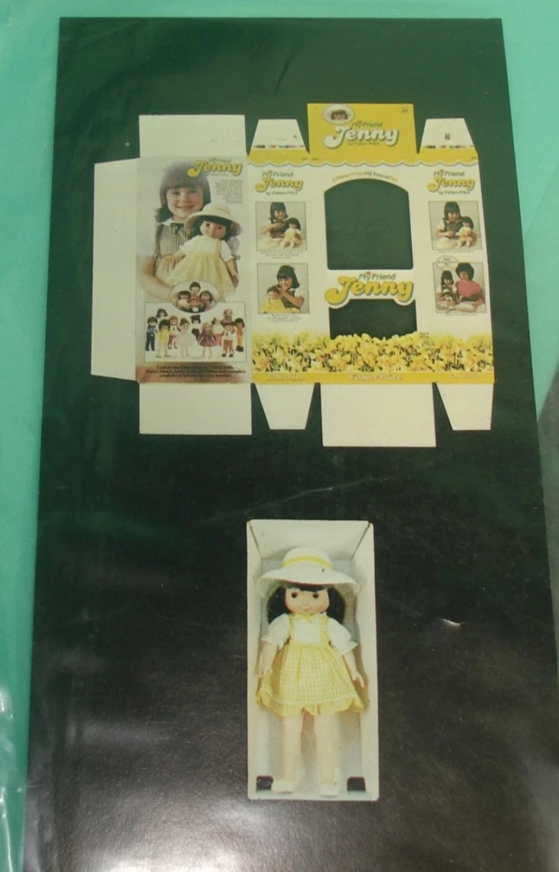 CASA DE MUÑECAS MINIATURA--🔺LIQUIDACIÓN🔺LOTE KIT CAJA MUÑECA--JUGUETES FISHER PRICE--1:12 Foto 2 de 4