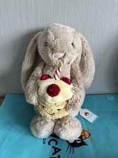 Bashful Beige Bunny 'Birthday' Jellycat | Jelly Journal