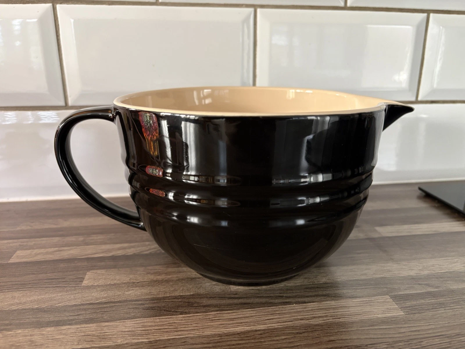Le Creuset Stoneware 2L Mixing Jug Bowl With Handle Onyx Black Rare Retired