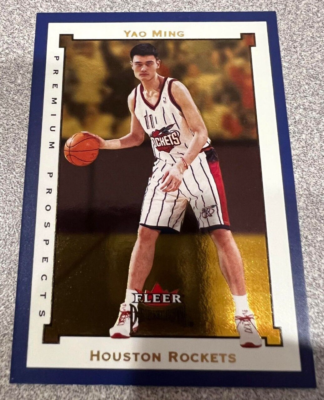 YAO MING Houston Rockets 2002-03 Fleer Premium Rookie Card RC NBA