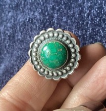 Vintage Artisan Old Pawn Round Green Turquoise Sterling Silver Ring Size 5 1/2