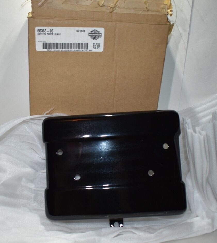 Harley Davidson 2013 Dyna Wide Glide Battery Cover HD 66366 06 for sale