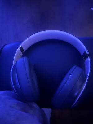 Beats by Dr. Dre Studio3 Bluetooth On Ear Wireless Headphones - Shadow Gray