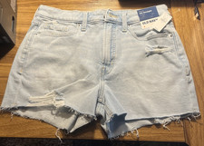 Old Navy High-Rise OG Straight Light Blue Denim Shorts 3" Inseam Size 8 NWT 