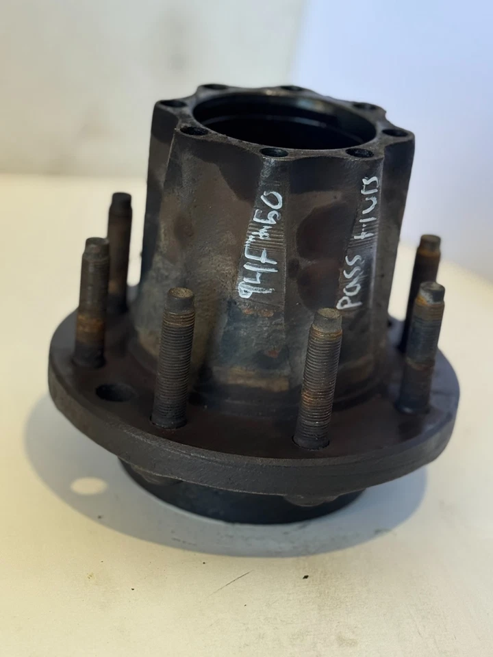 1984-1997 FORD F250 F350 STERLING 10.25 REAR AXLE WHEEL BEARING HUB PASS SIDE - Image 4 of 4