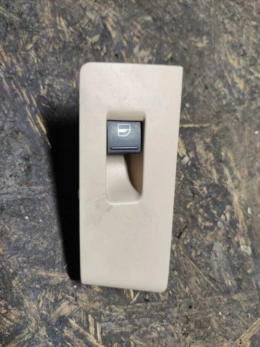 VW PASSAT B7 ALLTRACK 365 Fensterheber Schalter Vorne links 3AA868749 34670891