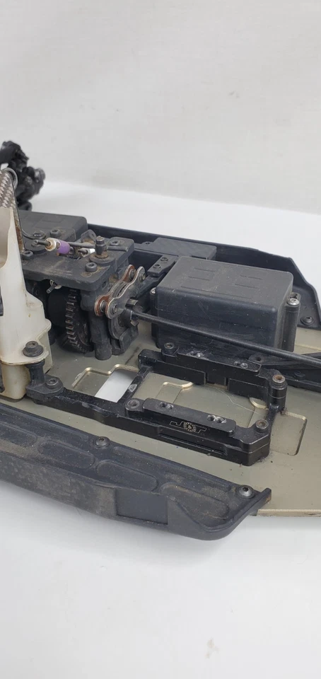 Tekno NT48 2.0 1/8 4x4 RC Nitro Truggy Slider Roller Rolling Chassis - Image 3 of 4