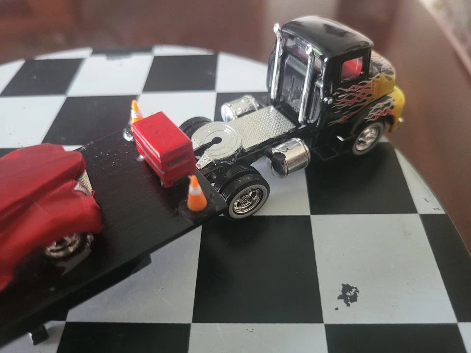 M2 Machines 56 Ford COE Tractor W/Semi Trailer,W/2 Holiday Rods 40 Ford Coupes  - Image 3 of 4