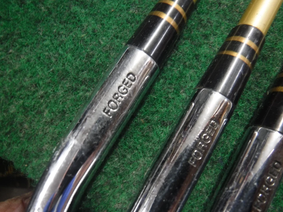 Juego de hierro forjado Yonex Tour casi nuevo 3-pw+10 regular Foto 4 de 4
