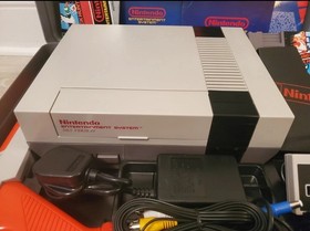 Nintendo NES Action  Set complete with Manuals and case - MINT CONDITION