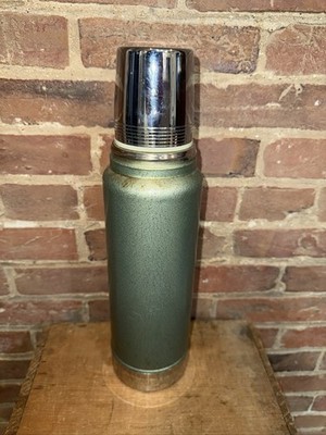 Aladdin Stanley Green Thermos A-944C 1 Quart Vacuum Bottle USA