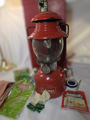 #ad Red Coleman vintage lantern 200A 1960s Sunshine of night single mantle Untested $79.99