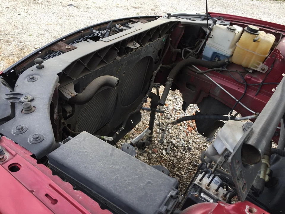 Used Rear Left Lower Forward Lower Control Arm Rear fits: 2006 Ford Five hundred - Image 2 of 4