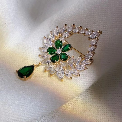 Mode Blumenkranz Brosche Damen Kleidung Accessoires Kristall Pins Schmuck - Bild 3 von 7