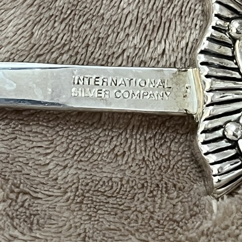 🎄International Silver Co. Christmas Tree Serving Fork Holiday Winter Party - Picture 5 of 7