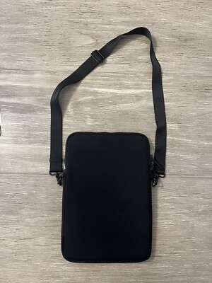 Dagne Dover 13  Universal Laptop Case Crossbody Bag - Black  Slightly Used