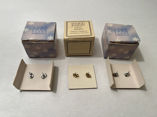 Vintage Avon 1987 Holiday Pierced Earrings Lot of 3 SNOWFLAKES and WREATHS - Picture 2 of 13