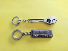 2 ANCIENS PORTE CLÉS REMORQUES CAMION TRAILOR DUSEAUX CLE A MOLETTE LUNEVILLE 54