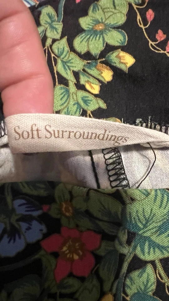 Soft Surroundings In Bloom Floral Slim Ankle Pants Medium Petite Tummy Control - Image 4 of 4