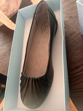 life style simple comfort flats