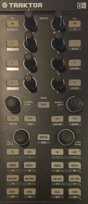Native Instruments Traktor Kontrol X1 MK2