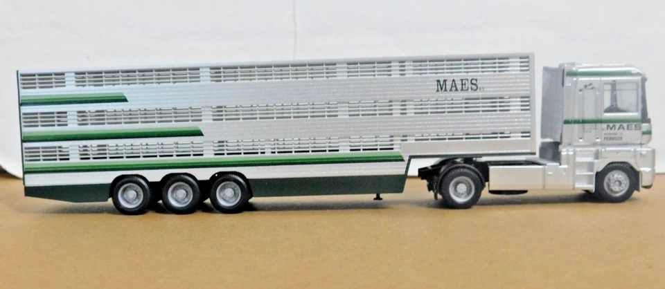 Herpa 1/87 145626 Renault AE 500 Talla Remolque tractor de ganado MAES NUEVO EN CAJA Foto 4 de 4