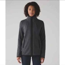 Lululemon Fleece Fleecing Cold Turtle Sweater Jacket 4 Small
