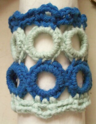 Crocheted 2-Tone Cuff Bracelet W/ Rings Blue & Green W/ Looped Edging 