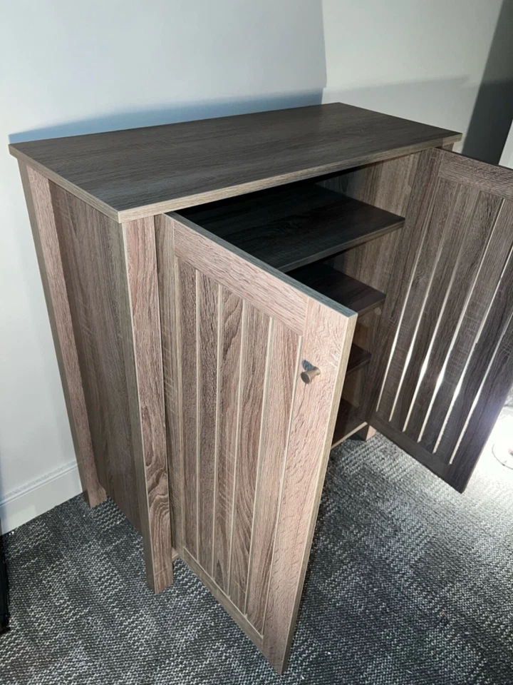 Grey Wooden Two Door Accent Cabinet - Image 3 of 3