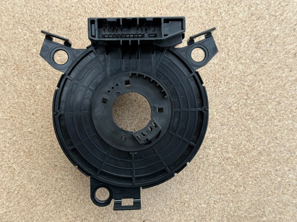 Reloj Cadillac XT6 2021-2024 RESORTE OEM 84532292 Foto 4 de 4