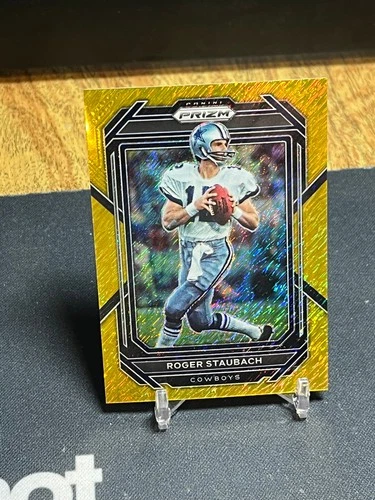 Gol D Roger 2022 Panini Prizm Gol D Roger #10 Gold