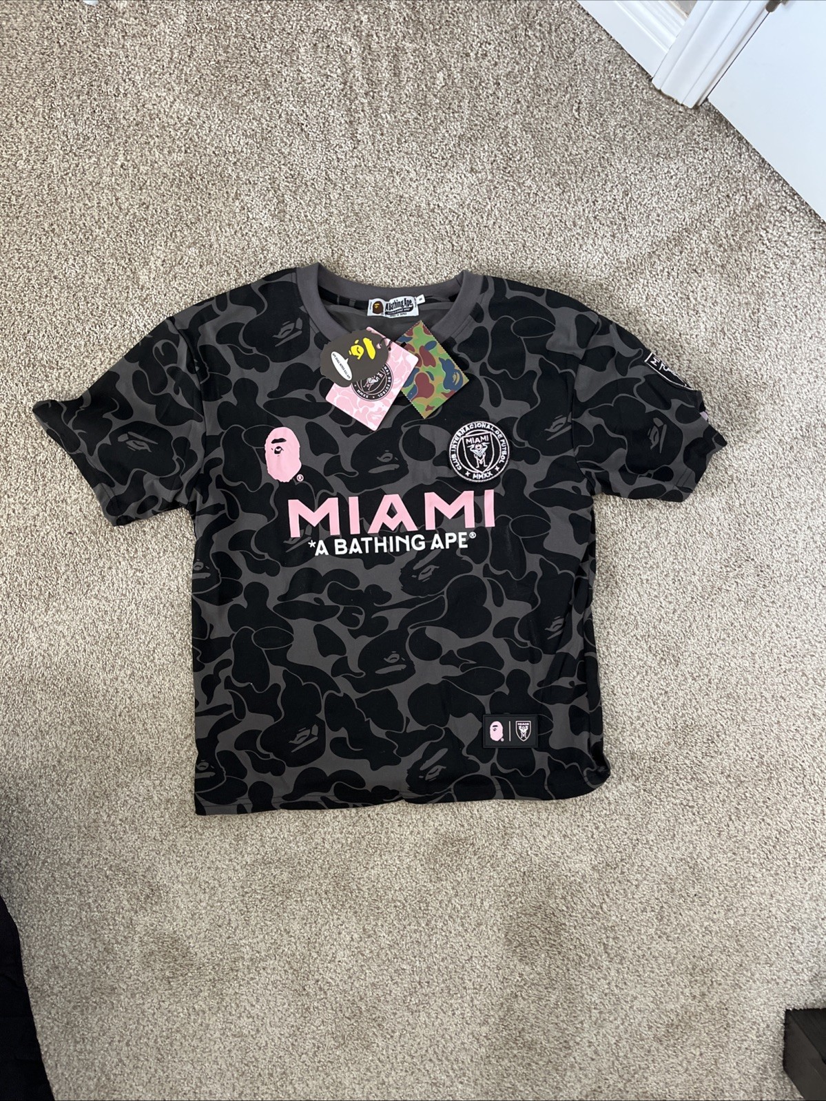 A Bathing Ape BAPE x Inter Miami CF Black Camo Tee Size Medium 100% Authentic