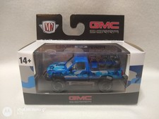 GMC Sierra 1500 1998 M2 Machines 4x4 Urban AZUL camuflaje 🔵1:64 neumáticos de frotamiento