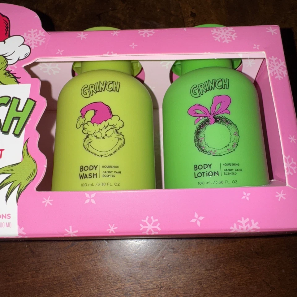 Grinch Bath & Body Set Includes 2 Body Washes/2 Body Lotions - Image 3 of 4