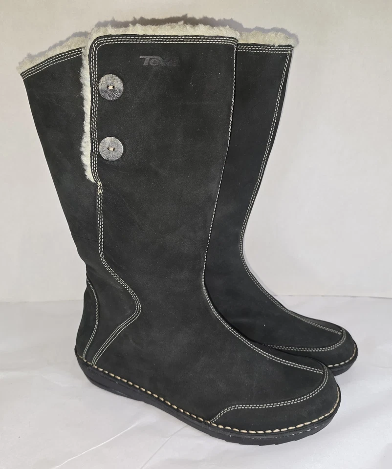 TEVA Tonalea 9.5 Cuero Negro Gamuza Impermeable Medio Pantorrilla Forro de piel de oveja para mujer Foto 2 de 4