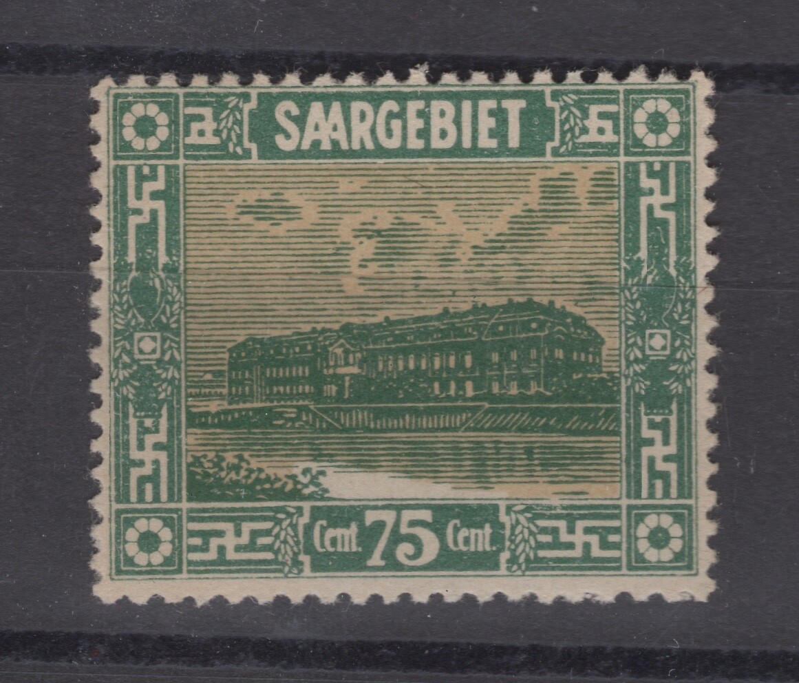 Foto 1 di 2