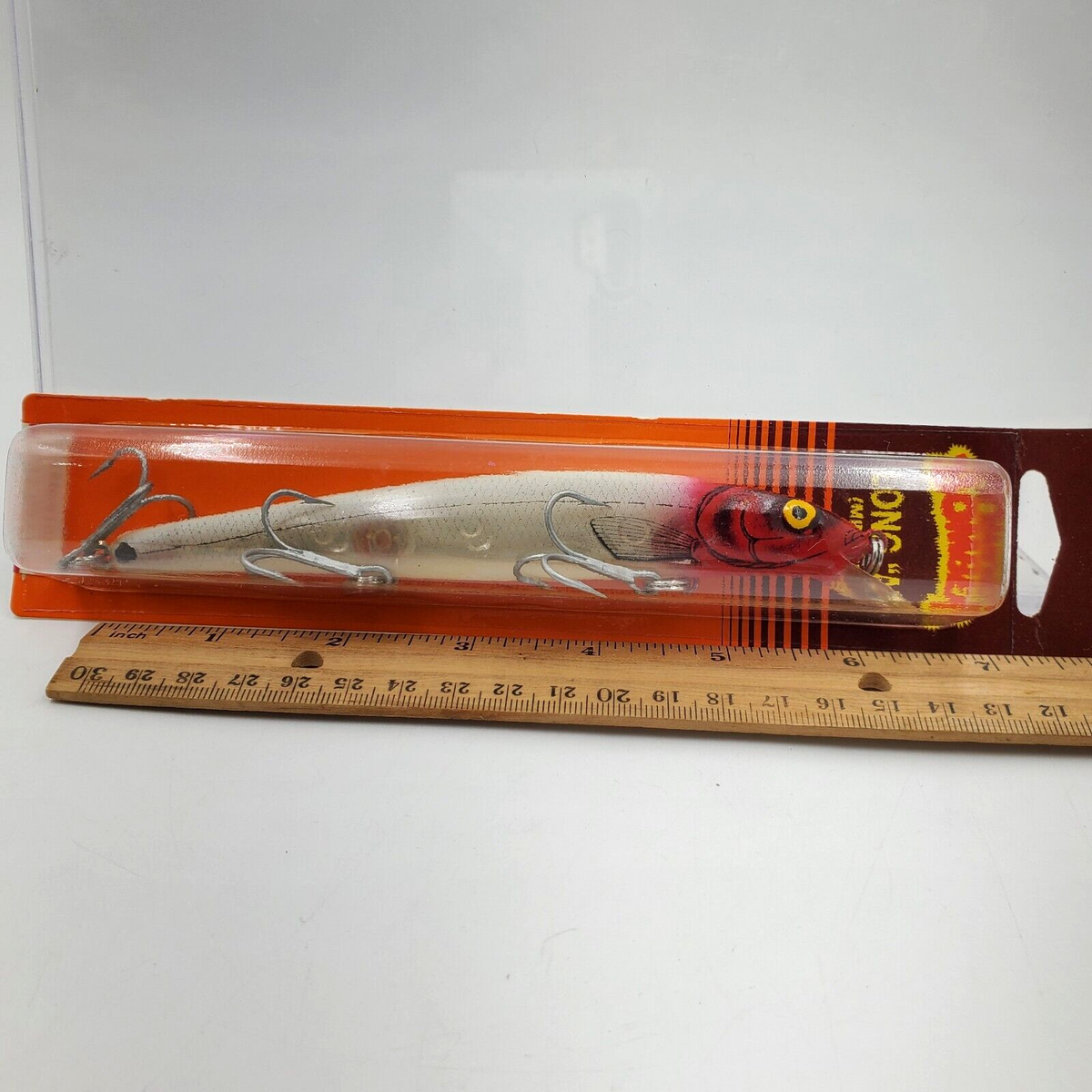 Bomber Long A Minnow 16AXS104 Heavy Duty 16A Orange Card 7/8oz