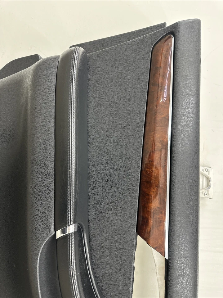 06-10 Juego de paneles de puerta eléctrica interior delantera Mercedes-Benz W251 R320 R350 OEM negro Foto 3 de 4