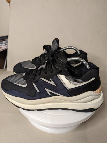 New Balance 57/40 Running Shoes Trainers Size 7.5 Navy W5740LB Womens - Picture 2 of 10