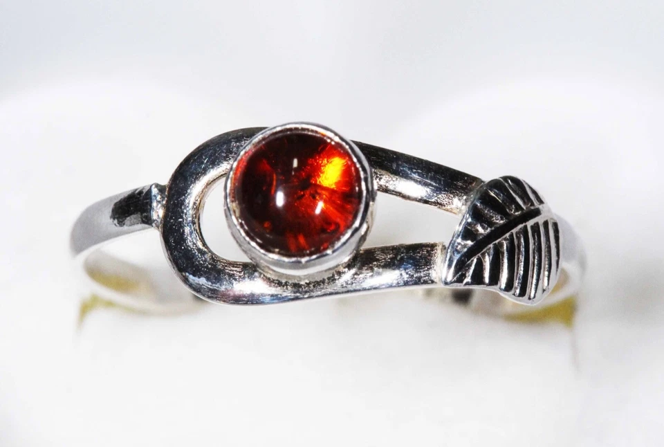 --- Bague en Argent 925/1000ème et Ambre - Photo 1/1