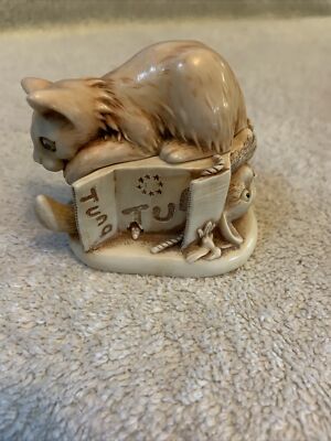 Harmony Kingdom Cat Figurine Trinket Box  Cannery Row  2000