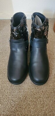 Girls Boots