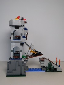 LEGO 7079 Castle Drawbridge Defense (99% COMPLETE!) w/Box! - SEE DESCRIPTION!
