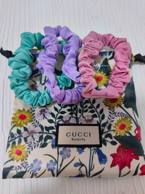 GUCCI Beauty Floral Pouch + 3 Silk Scrunchies Set BN Sealed GWP Hair Accessories