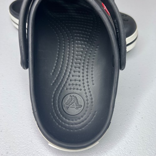 Sandalias zueco Crocs Crocband para mujer 7 para hombre 5 negro blanco unisex cómodas - Imagen 9 de 19