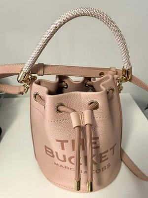 Marc Jacobs The Leather Mini Bucket Bag Crossbody Pink