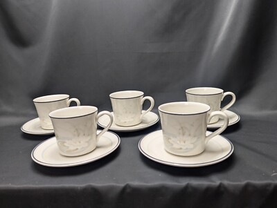 Royal Doulton 5 x Tassen & Untertassen Hampstead Fresh Flowers Lambethware 1983 